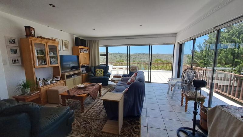 4 Bedroom Property for Sale in Jongensfontein Western Cape